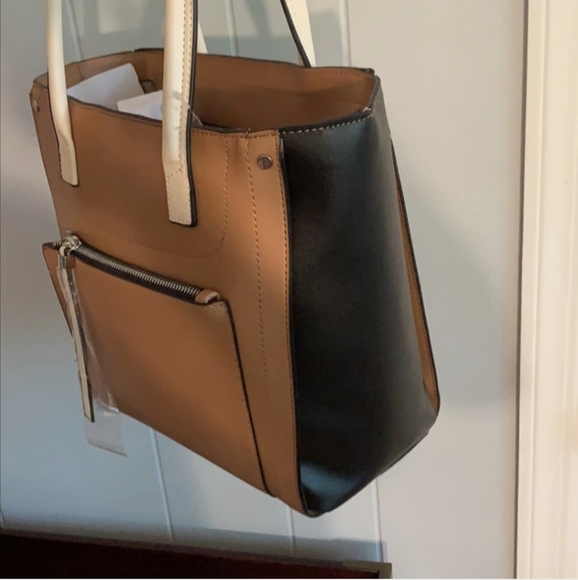 NWT Van Heusen Bag - Picture 3 of 4